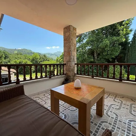 Casa Raiz Y Cumbre Mestas De Con
