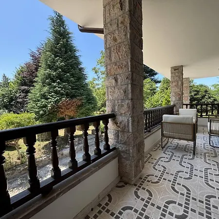 Casa Raiz Y Cumbre
